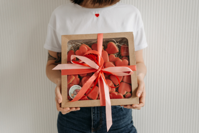 Найкращі подарунки на День Жінок – чуттєві сюрпризи, які розпалять відчуття!